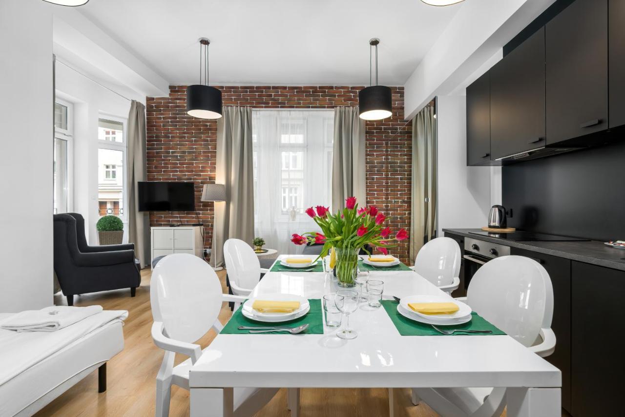 Apartment Poznan Mtp Chelmonskiego By Noclegi Renters Exterior photo